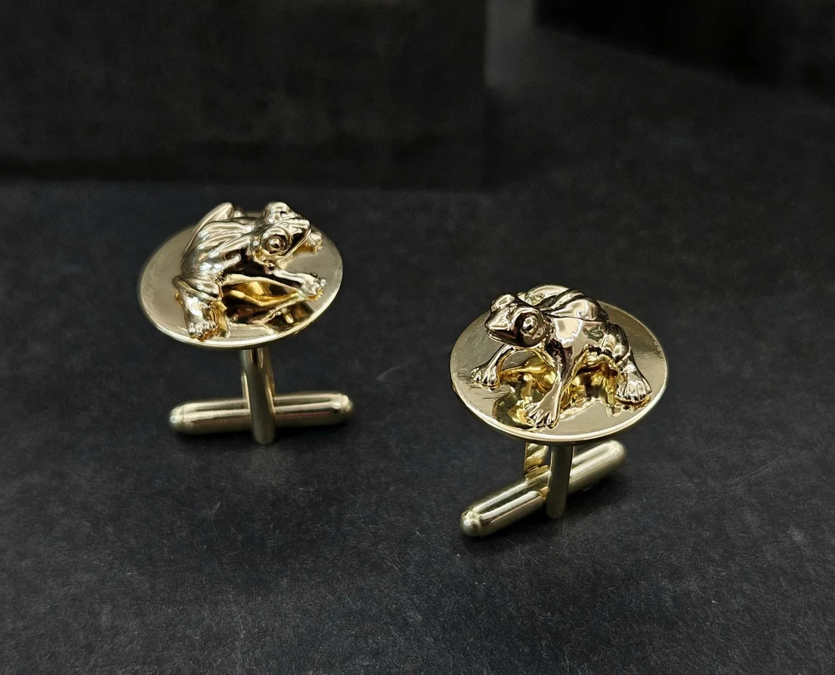Frog Cufflinks Gold