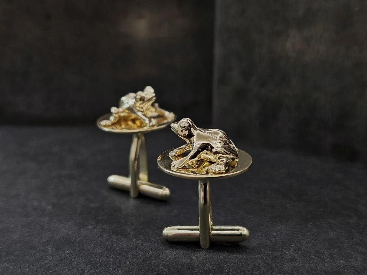 Frog Cufflinks Gold