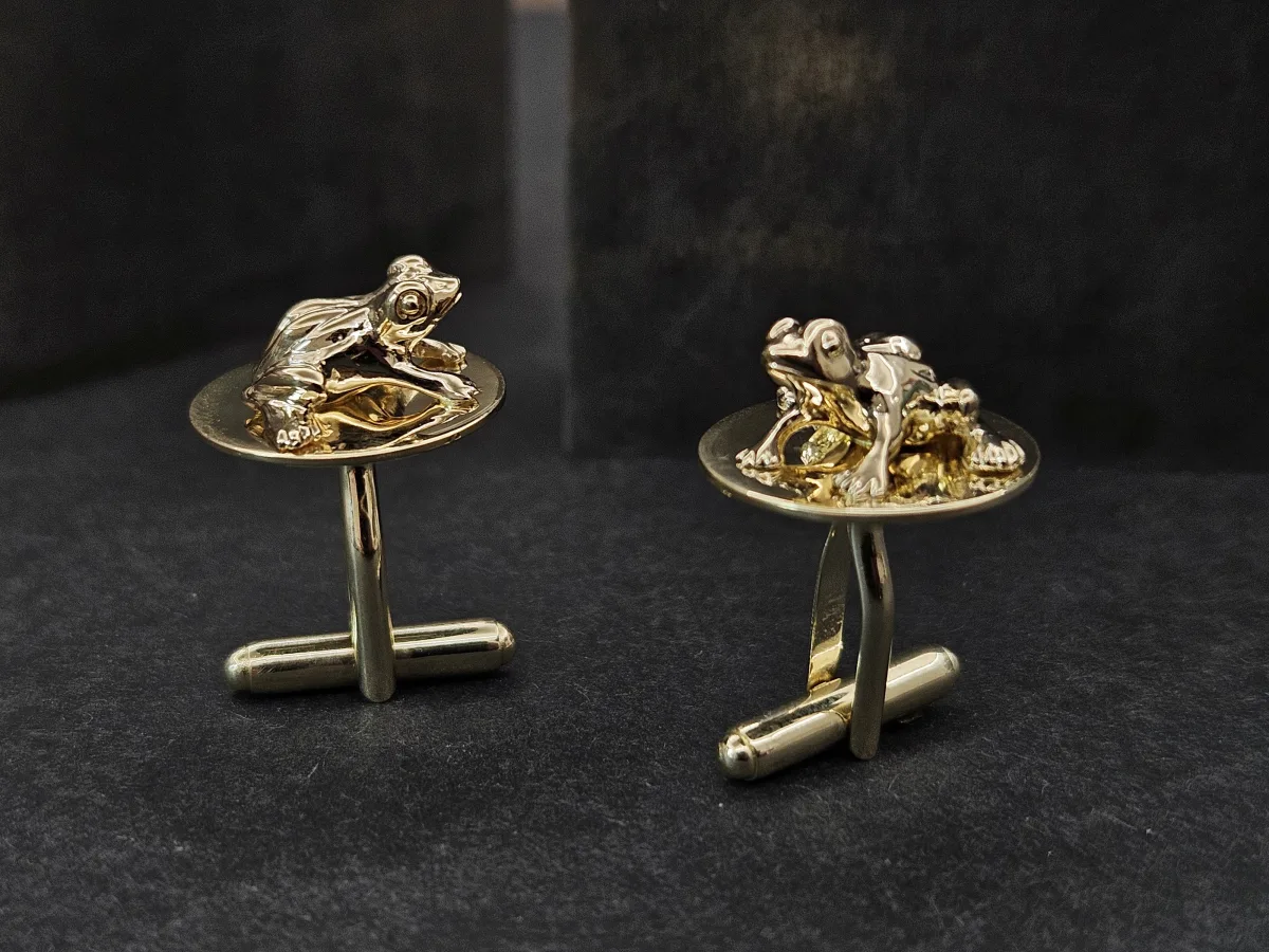 Frog Cufflinks Gold
